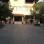 Erry Oda ve Kahvaltı 4*