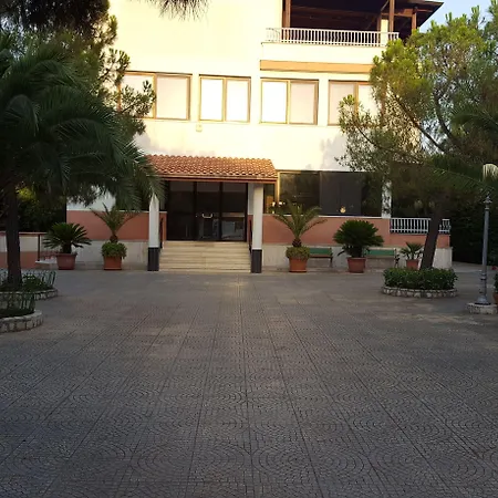 Erry Bed & Breakfast 4*