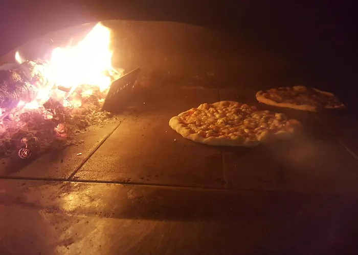 Erry לינה וארוחת בוקר